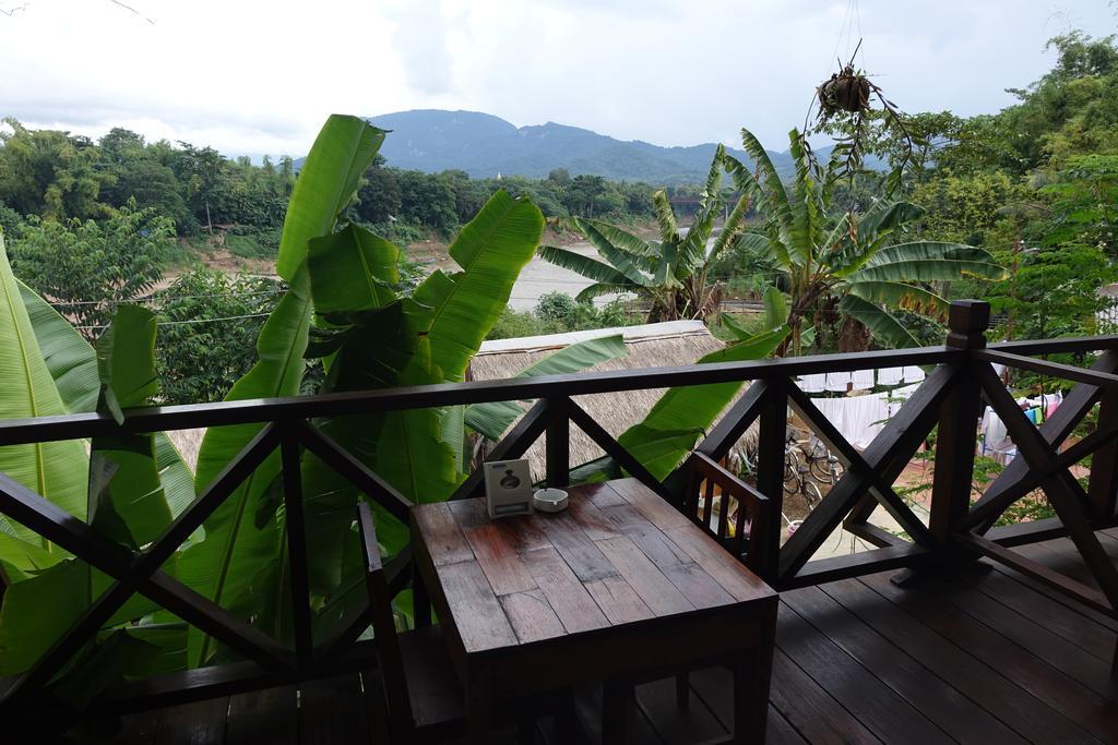 Namkhan Riverside Hotel Luang Prabang Phòng bức ảnh