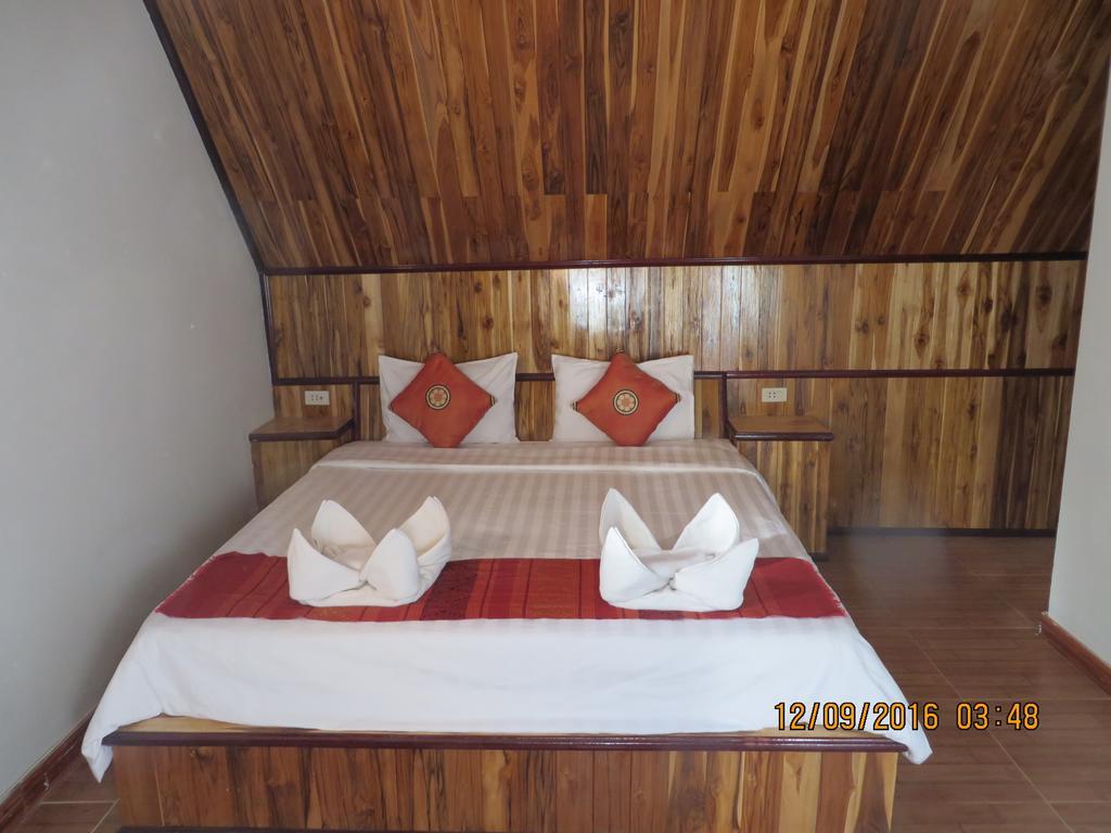 Namkhan Riverside Hotel Luang Prabang Ngoại thất bức ảnh