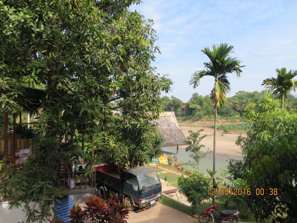 Namkhan Riverside Hotel Luang Prabang Ngoại thất bức ảnh