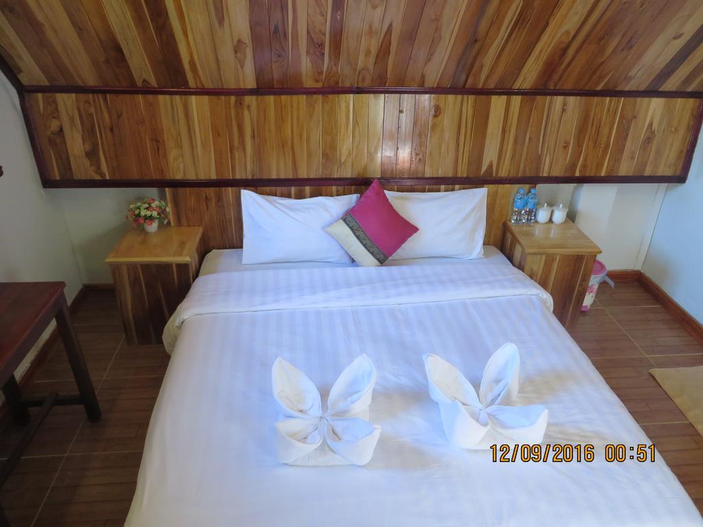 Namkhan Riverside Hotel Luang Prabang Ngoại thất bức ảnh