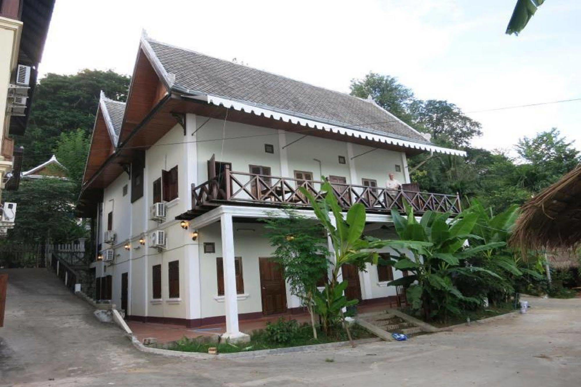 Namkhan Riverside Hotel Luang Prabang Ngoại thất bức ảnh